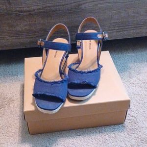 Trendy Indigo Wedges ❤️ 8.5